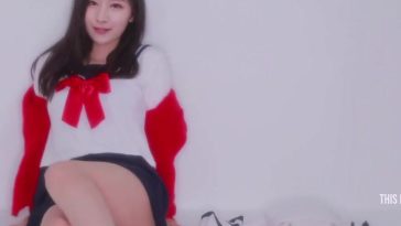 TWICE Sana Deepfake (Schoolgirl Tease) 湊崎 紗夏